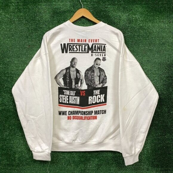 WrestleMania crewneck sweater, size XL - Picture 2 of 5